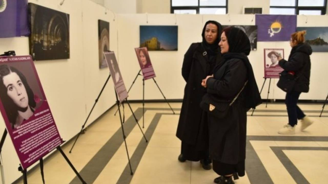 Van'da 25 Kasım temalı fotoğraf sergisine polis baskını