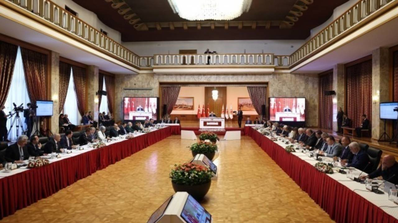 Meclis Komisyonu heyeti İmralı’dan döndü