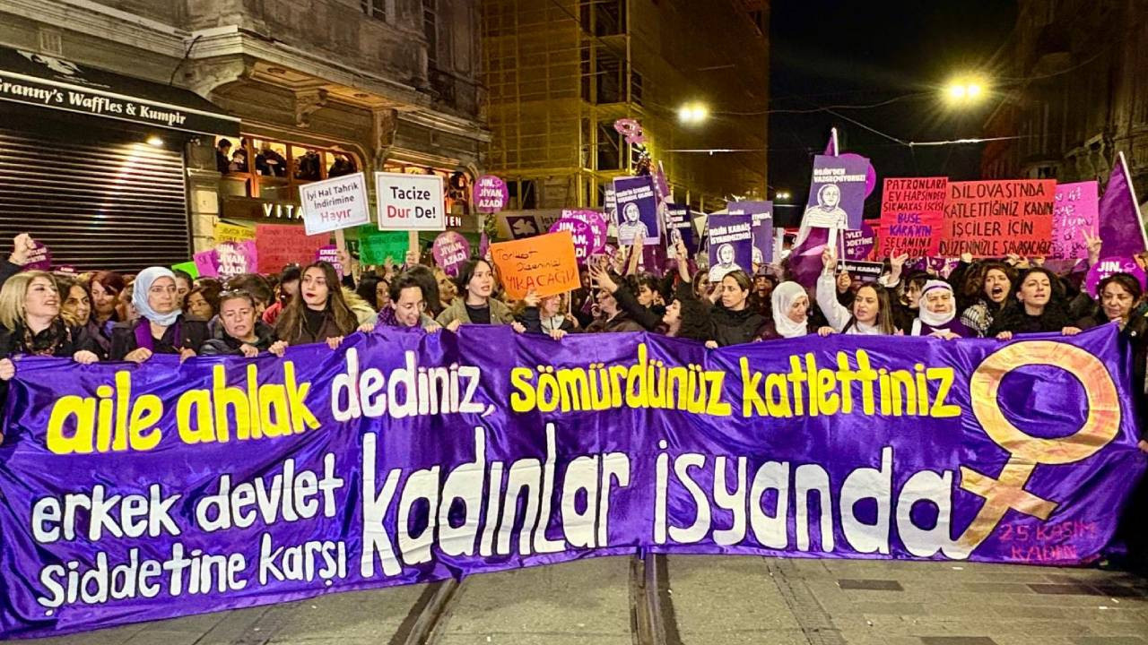 25 Kasım İstanbul | Kadınlar engellere rağmen yürüdü: Birbirimizden güç aldık