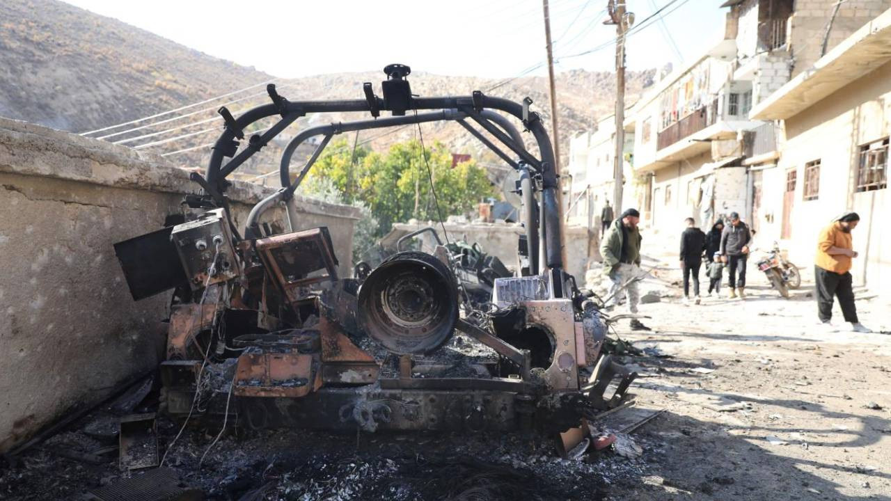 Son yılların en büyük saldırısı... İsrail, Şam'a karadan ve havadan saldırdı: 13 ölü