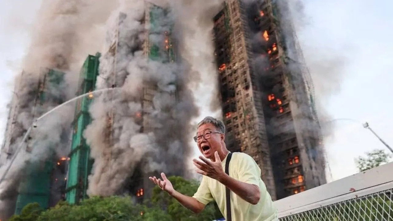 128 ölü, 200 kayıp: Hong Kong'da 3 gün yas ilan edildi