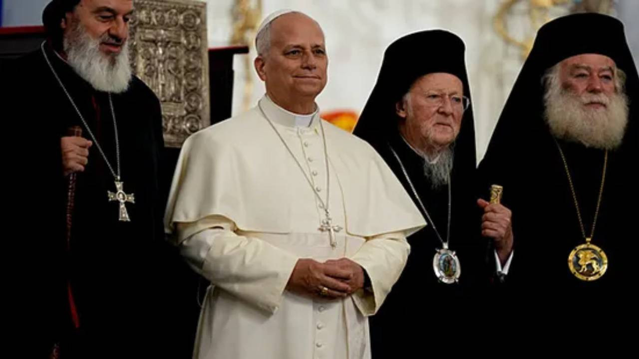 Papa 14. Leo, Ermeni Patrikhanesi’nde barış mesajı verdi