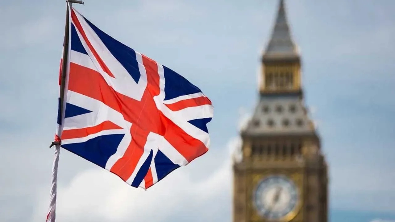 İngiltere'den sürece destek