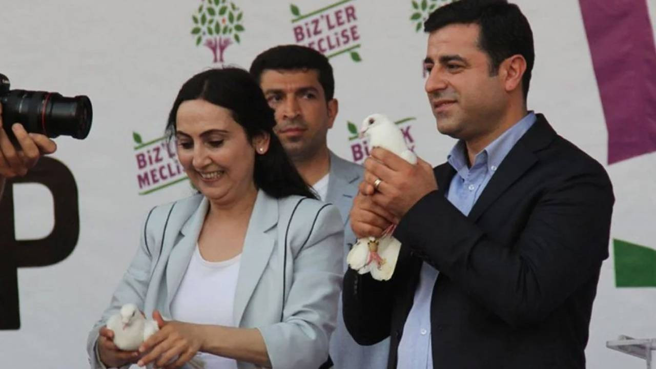 Demirtaş ve Yüsekdağ'dan mesaj: 'Yeni bir dönemin kapıları açıldı'