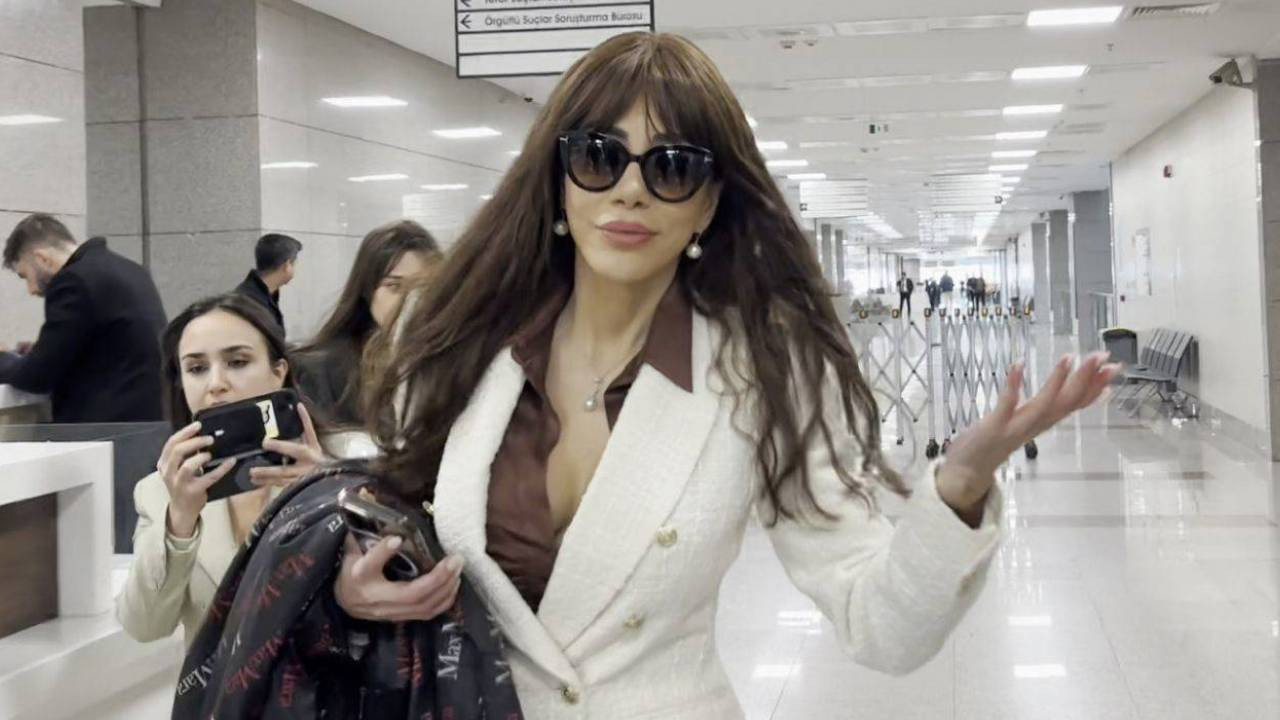 Ela Rümeysa Cebeci ifade için yeniden adliyeye getirildi