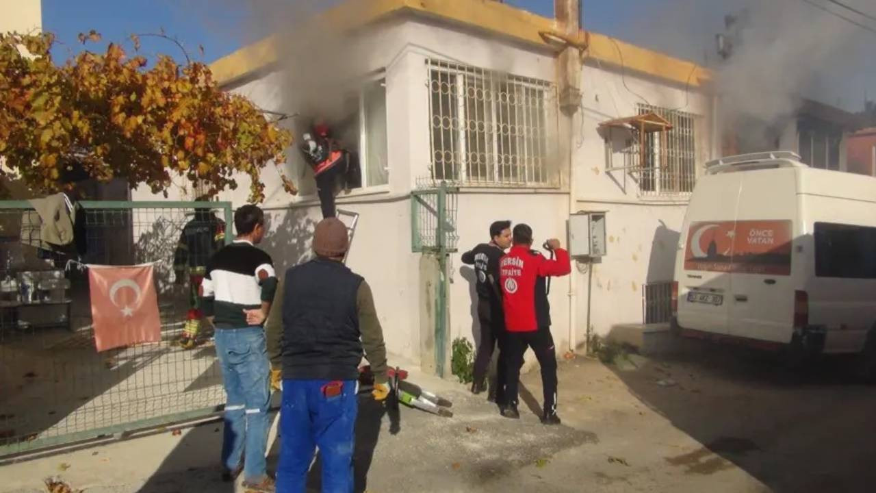 Mersin'deki yangında 2 çocuk hayatını kaybetti