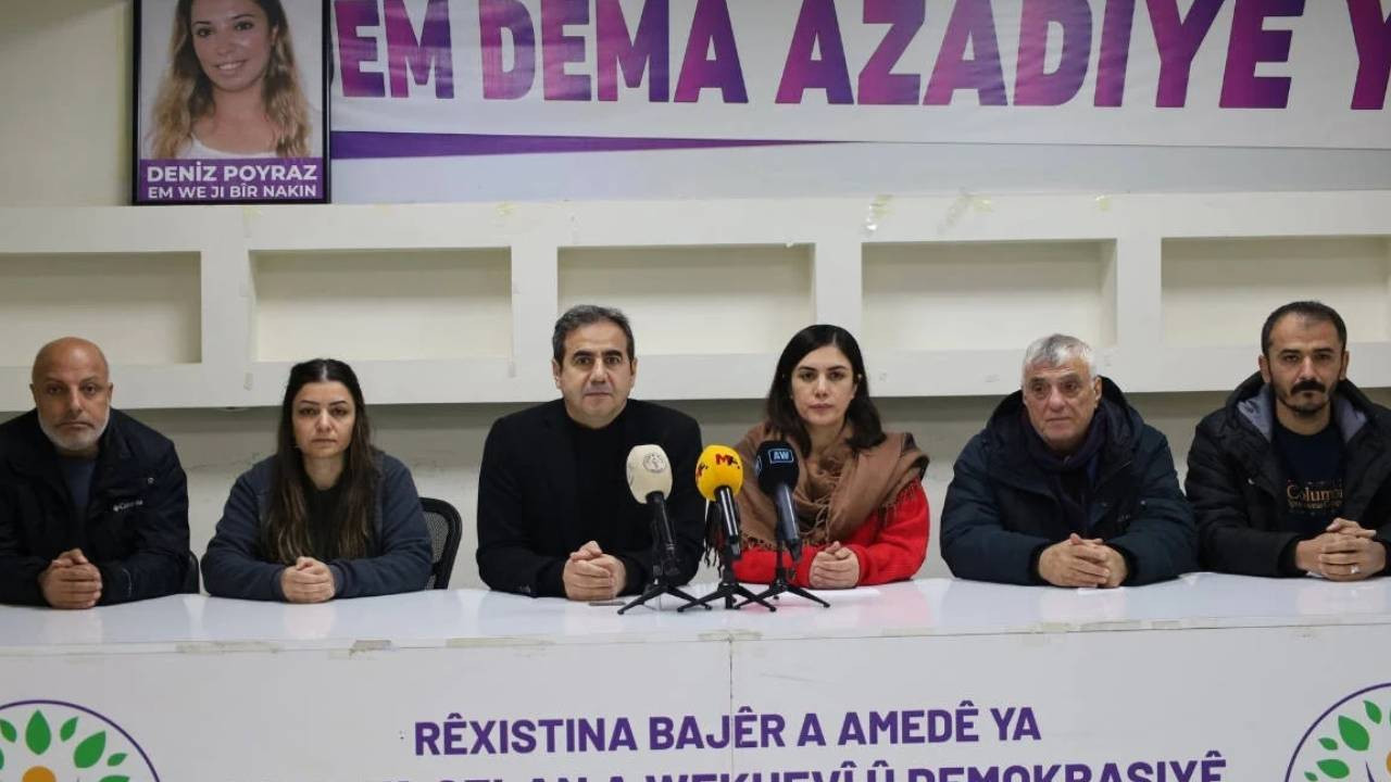 Gündem olan 'Öcalan'a özgürlük' mitingi ertelendi