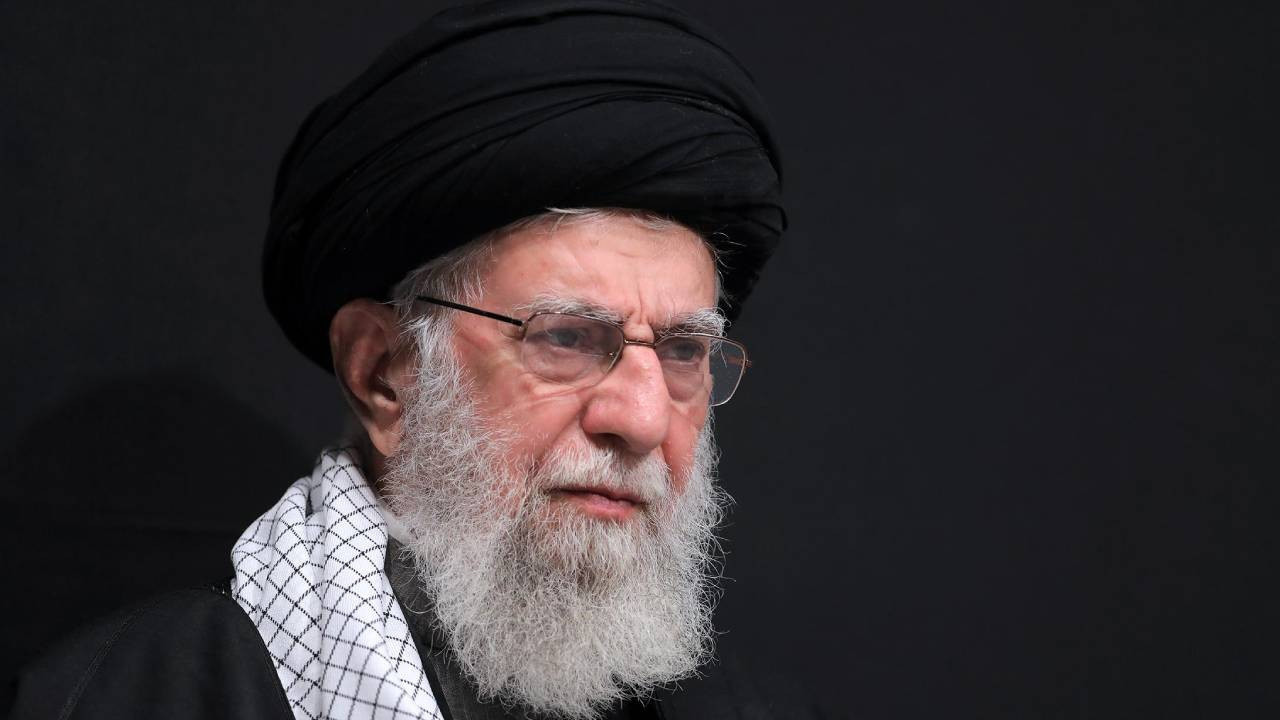 İddia: Protestolar büyürse Hamaney, Moskova’ya kaçacak