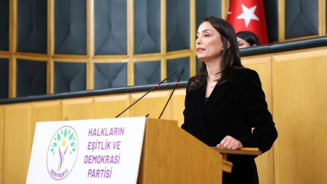 Hatimoğulları: Süreç belirsizlikle yönetilemez, adım atılmalı