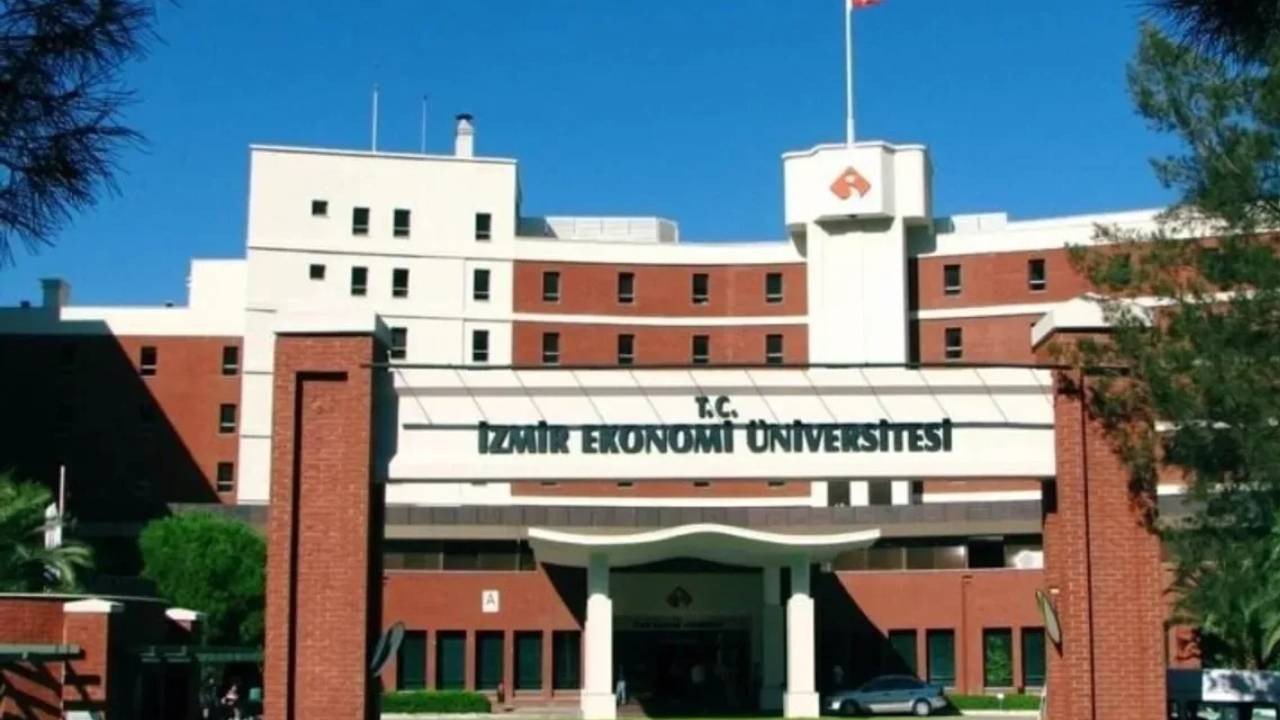 Üniversitede kadın öğrencilerin fotoğraflarını yayınlayanlar gözaltına alındı