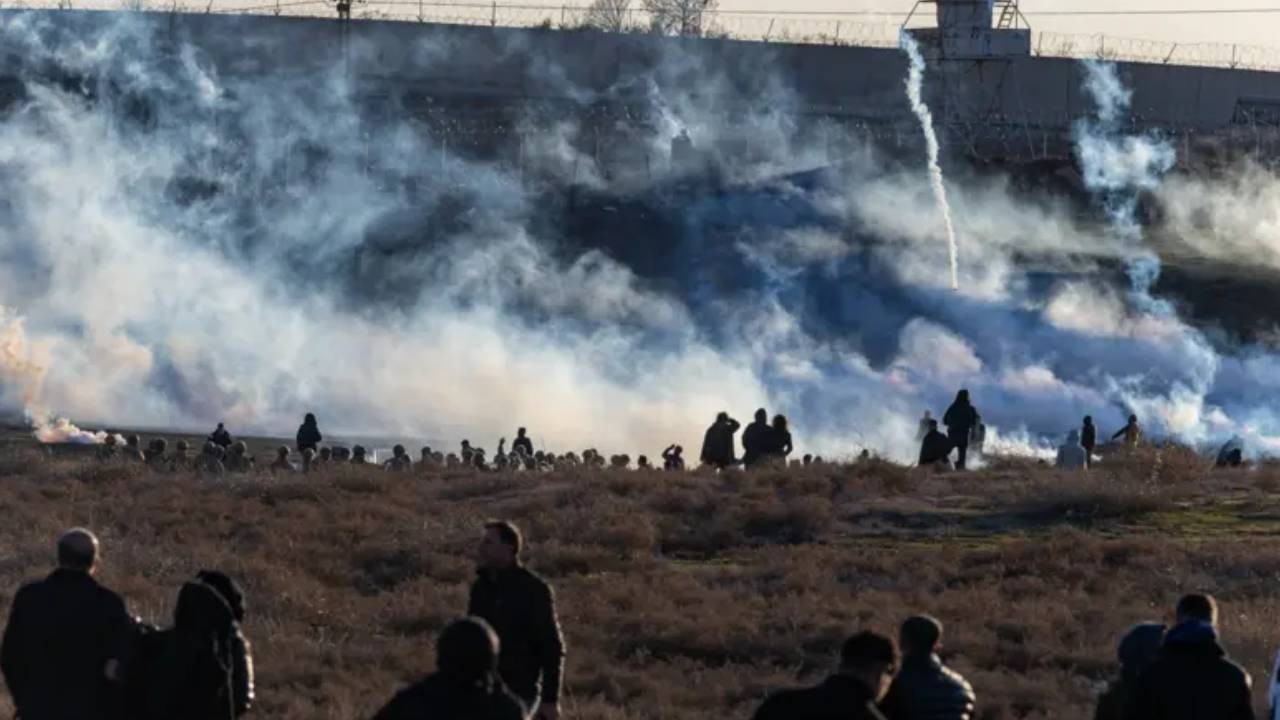 KCK’den bayrak açıklaması: 'Provokasyonla Kürt düşmanlığı körükleniyor'