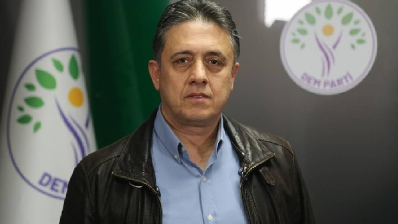 DEM Parti'den Rojava çağrısı: '24 saatte yüzlerce TIR gönderebiliriz, yeter ki sınır kapısı açılsın'