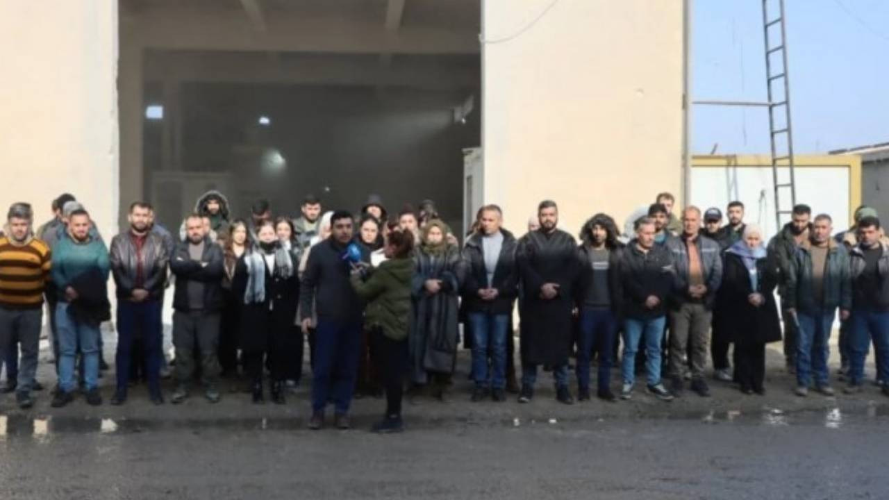 Kobani’de un ve yakıt azalıyor... Diyarbakır Kent Platformu: Tırlarımız hazır, hükümet yetkilileri ile görüşüyoruz