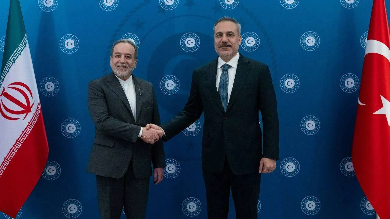 Tahran–Ankara hattında yoğun diplomasi: Erakçi, Fidan ile; Erdoğan ise Pezeşkiyan ile görüştü