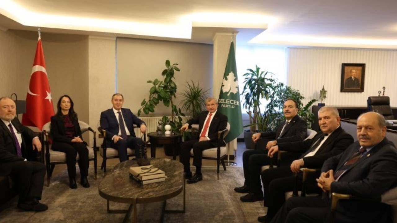 DEM Parti’den Rojava gündemiyle Gelecek Partisi ziyareti