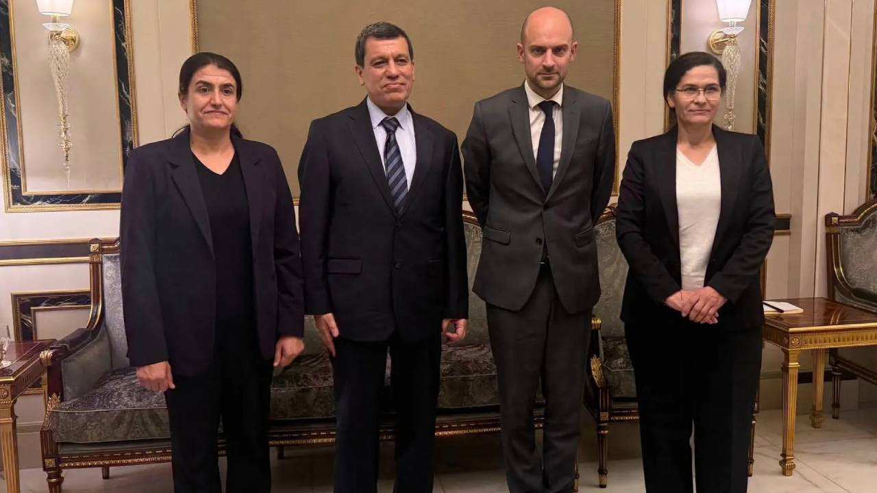 Mazlum Abdi ve Fransa Dışişleri Bakanı Barrot görüştü... Abdi: Kürtlerin hakları görüşmenin temel başlığıydı