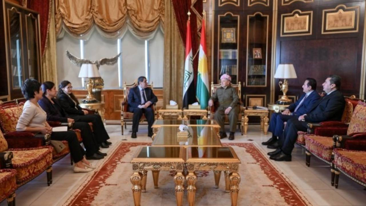 Rojava heyeti Erbil'de Mesud Barzani ile görüştü