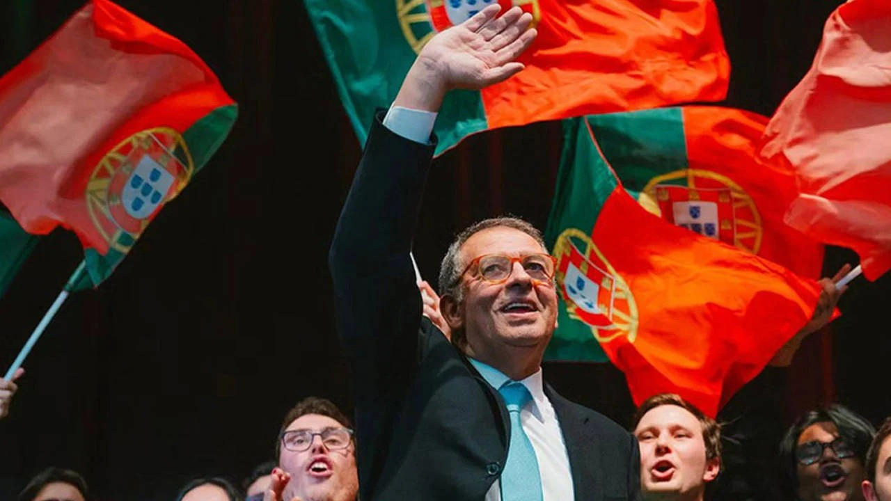 Portekiz'de cumhurbaşkanlığı seçimlerini sosyalistler kazandı