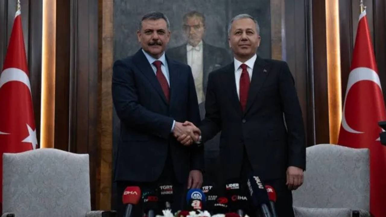 İçişleri Bakanlığını Çiftçi'ye devreden Yerlikaya: Ben özgürlüğe gidiyorum