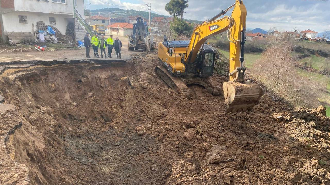 Bursa’da yağış alarmı: 66 noktada heyelan ve göçük