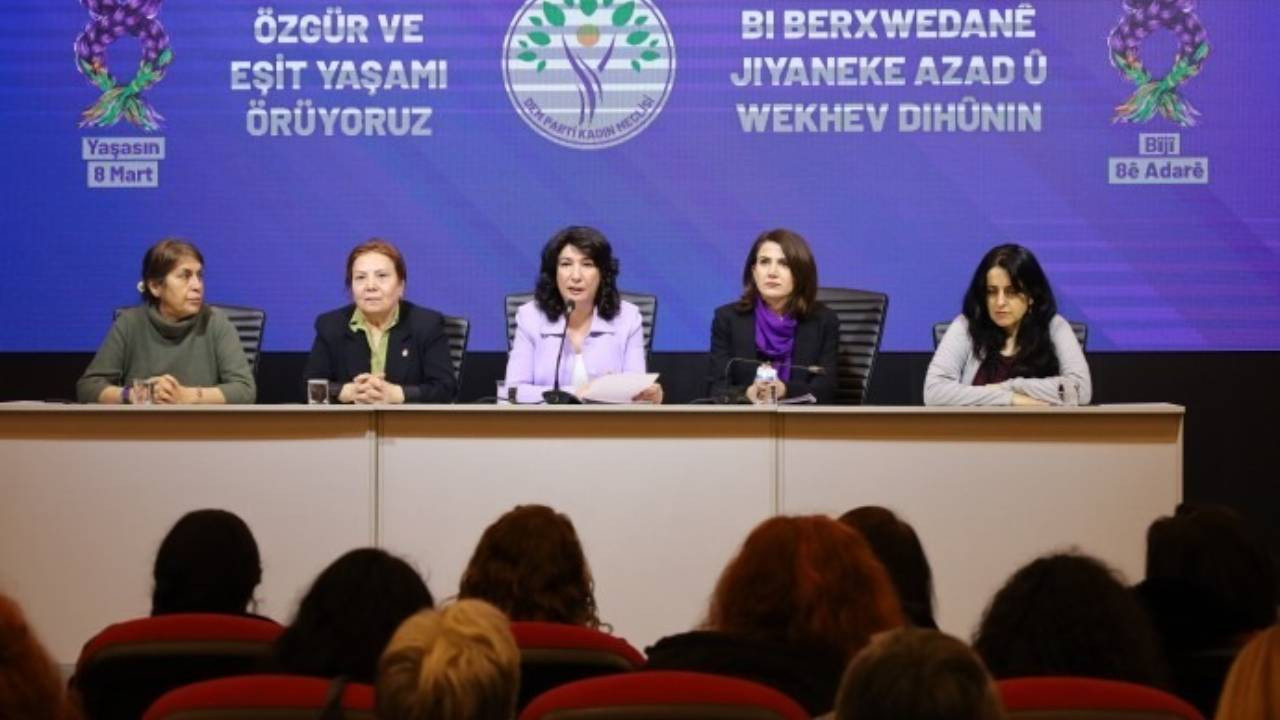 DEM Parti Kadın Meclisi 8 Mart Deklarasyonunu açıkladı