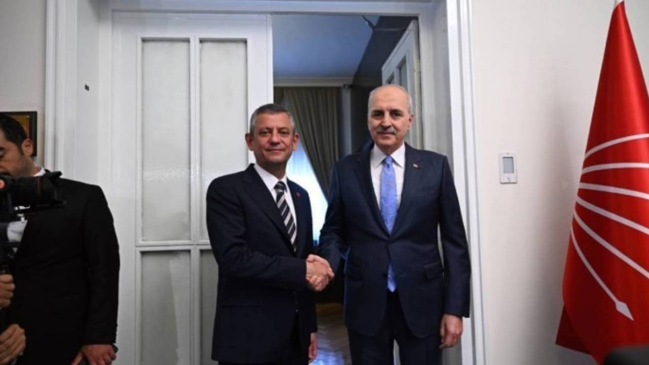 Numan Kurtulmuş ile Özgür Özel bir araya geldi