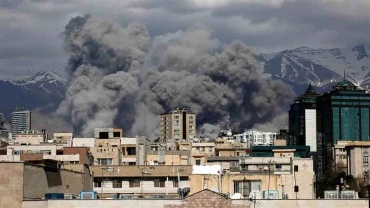 İran Kızılayı: ABD ve İsrail'in saldırılarında 555 kişi hayatını kaybetti