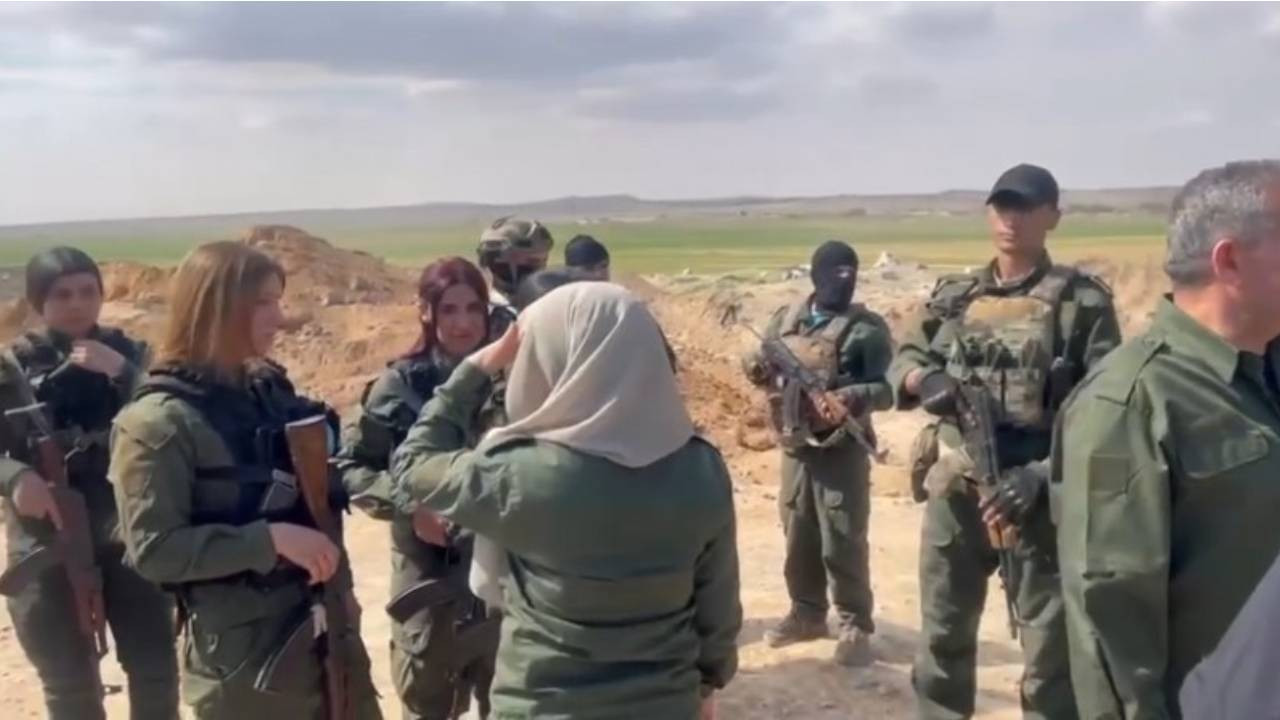 SDG ve Şam ortak güvenlik noktası kurdu; Şam güçleri Rakka'ya çekildi