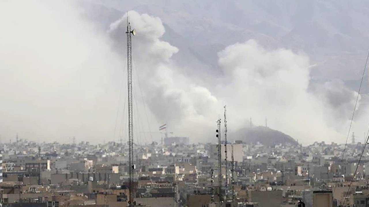 ABD, İran'ın İHA gemisini vurdu; İsrail, Lübnan'a saldırı düzenledi