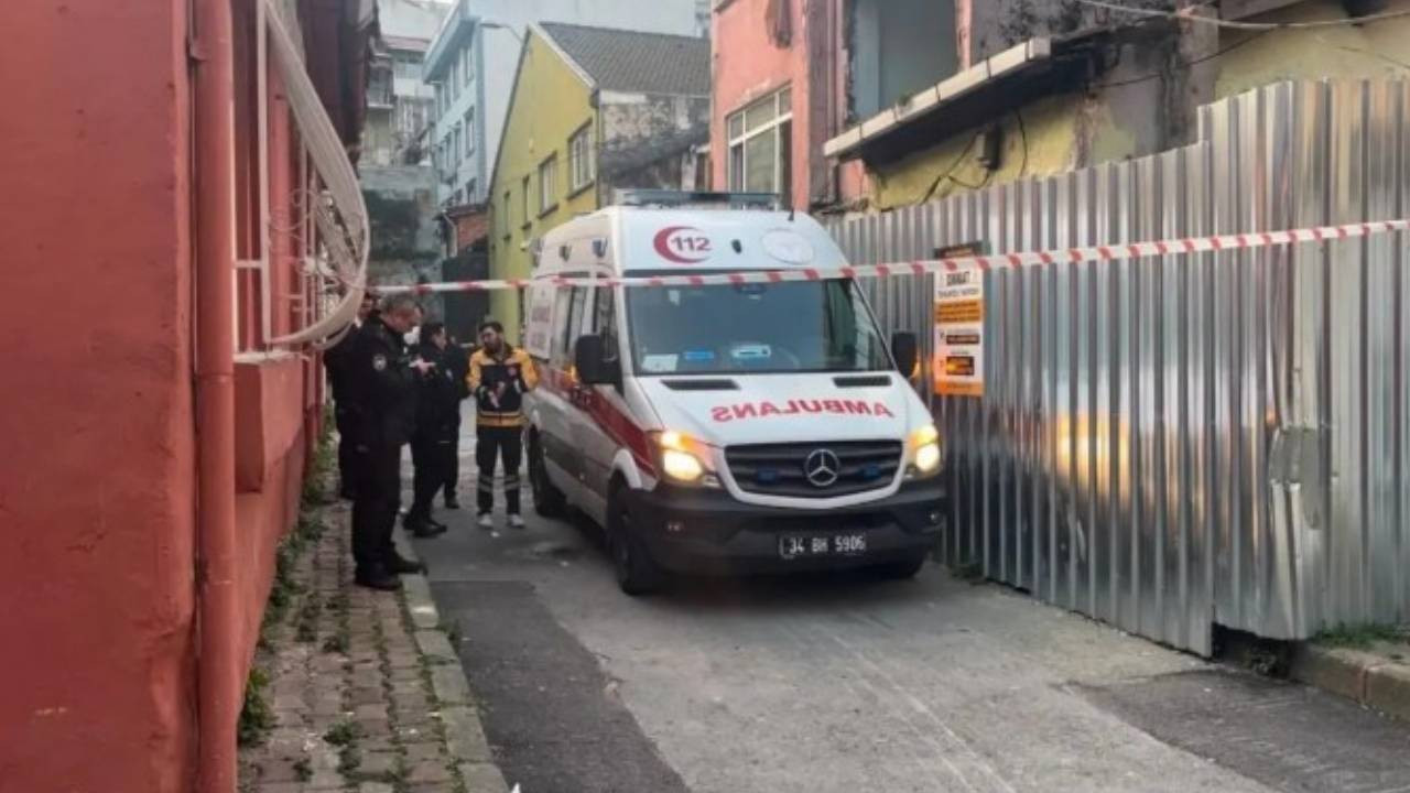 Beyoğlu'nda çıkan yangında 1 yaşındaki bebek yaşamını yitirdi