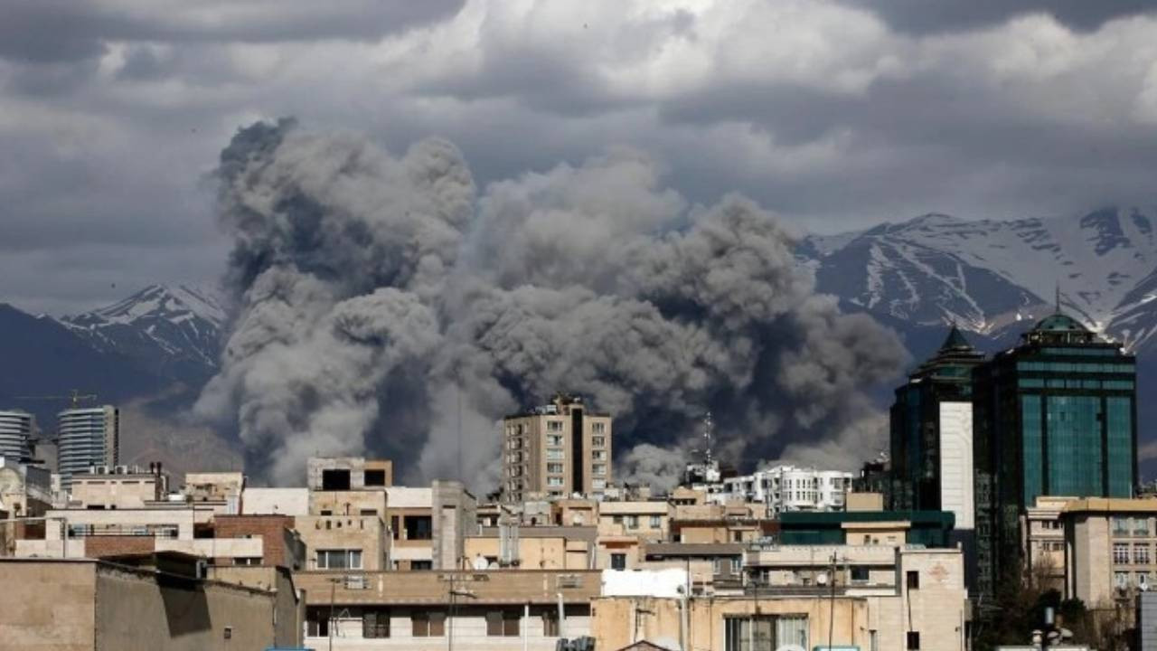 İran’daki gaz sahasına saldırı sonrası petrol fiyatları arttı