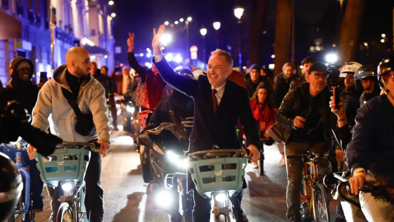 Fransa'da yerel seçim: Üç büyük kenti sol kazandı