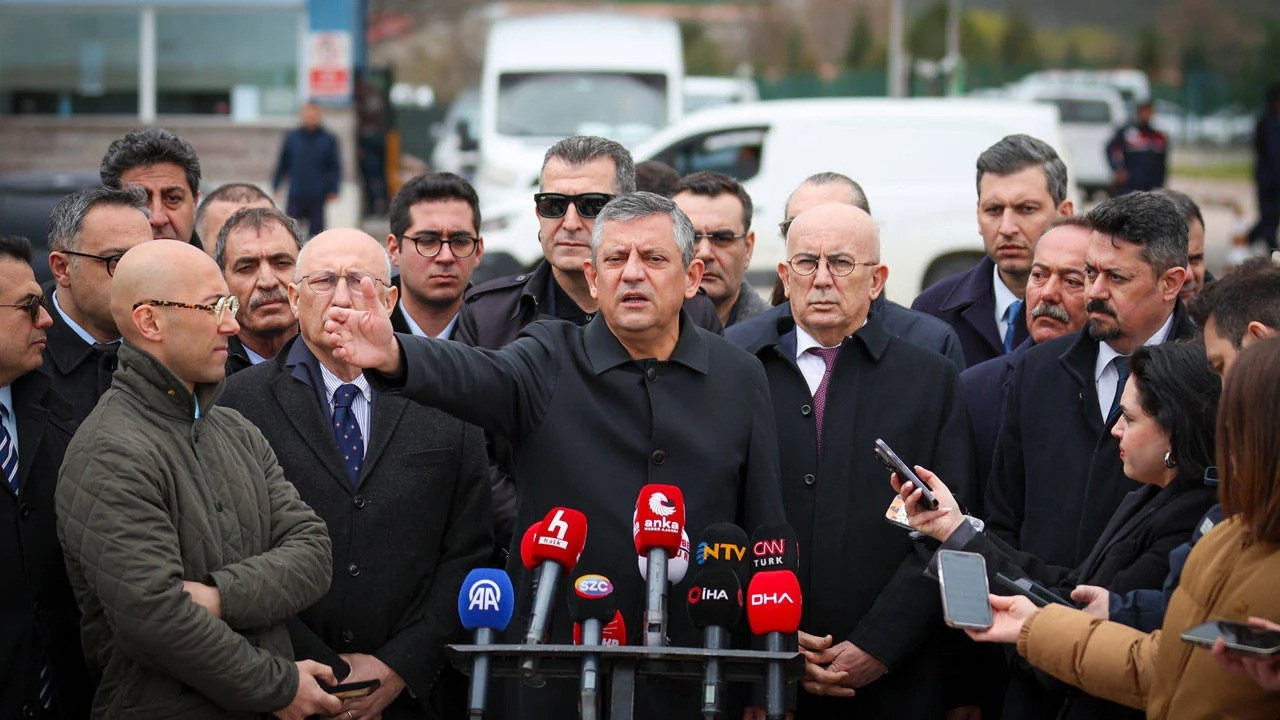 Özel'den Erdoğan'a Akın Gürlek çağrısı: Sen cevapla