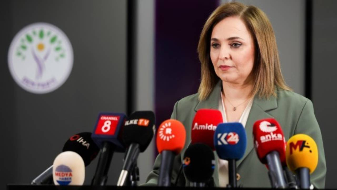 DEM Parti’den Öcalan için 'aracısız iletişim' çağrısı