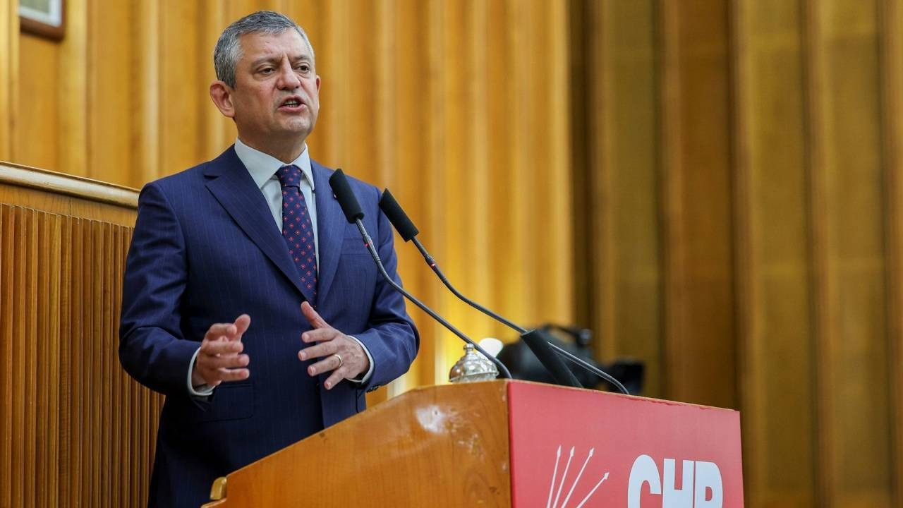 Özgür Özel, Adalet Bakanı Akın Gürlek'e yüklendi