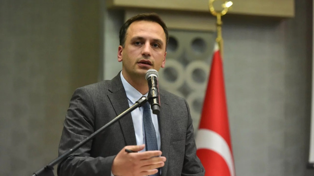 Bornova Belediye Belediye başkanı ve 3 kişi serbest bırakıldı