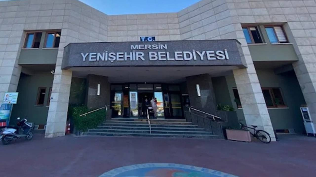 CHP'li Mersin Yenişehir Belediyesi'ne operasyon