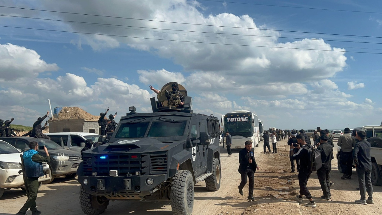 SDG ile Suriye geçici hükümeti arasında esir takası: 400 kişi serbest bırakıldı