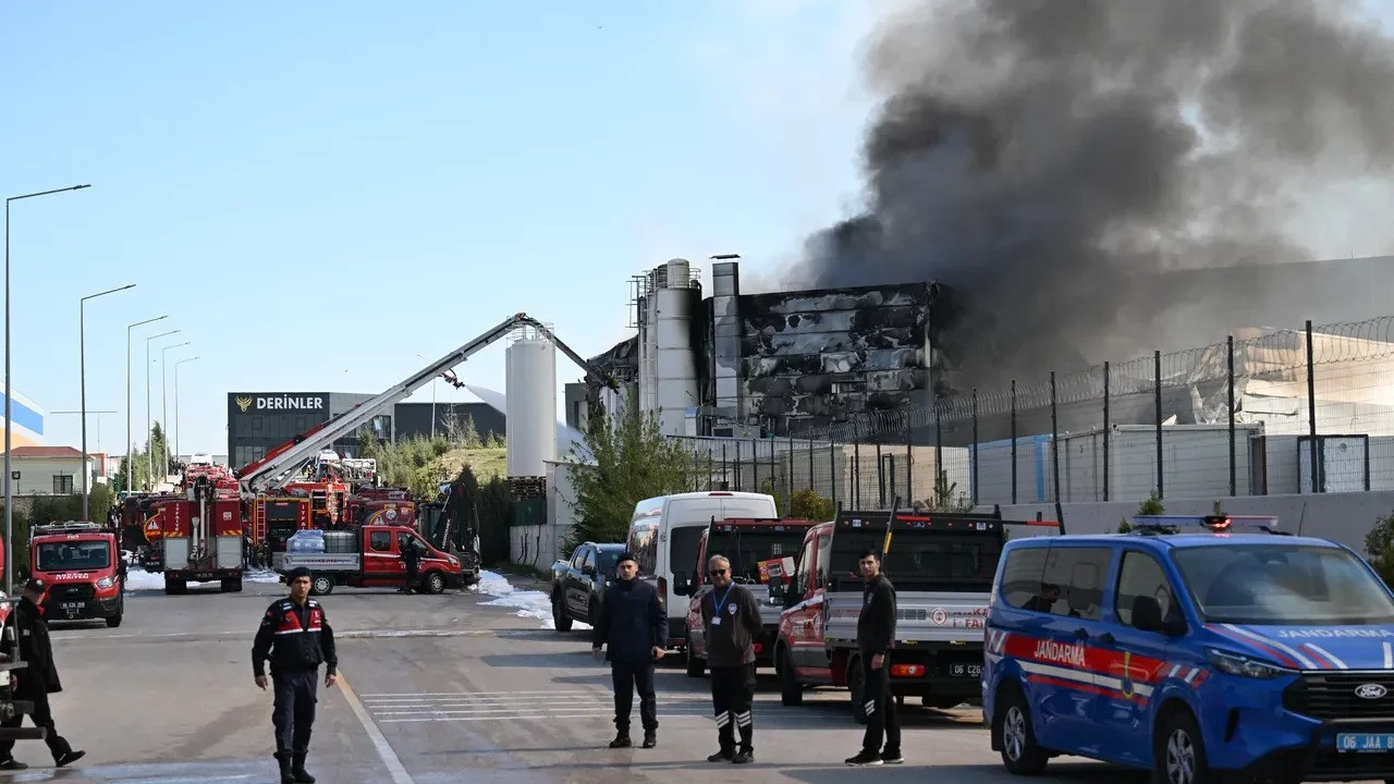 Ankara'da boya fabrikasında yangın: 1 işçi öldü, 2 işçi yaralandı
