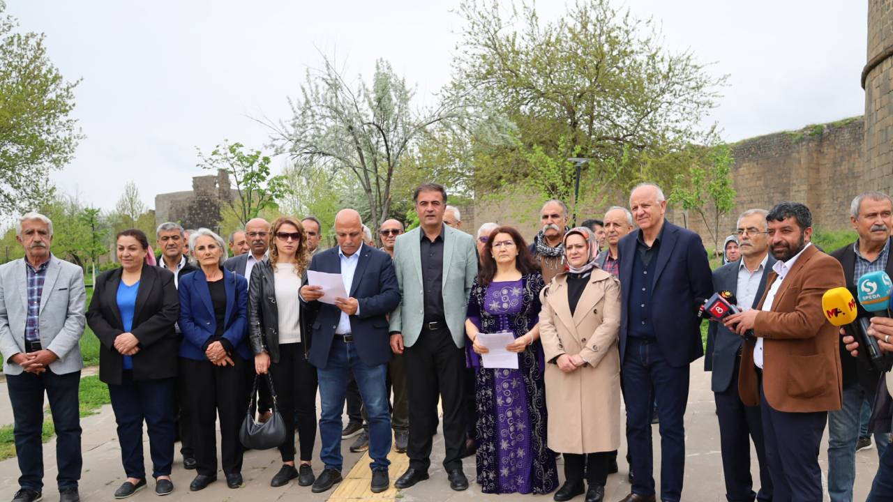 'Ulusal birlik' konferansından 'somut adım' çağrısı