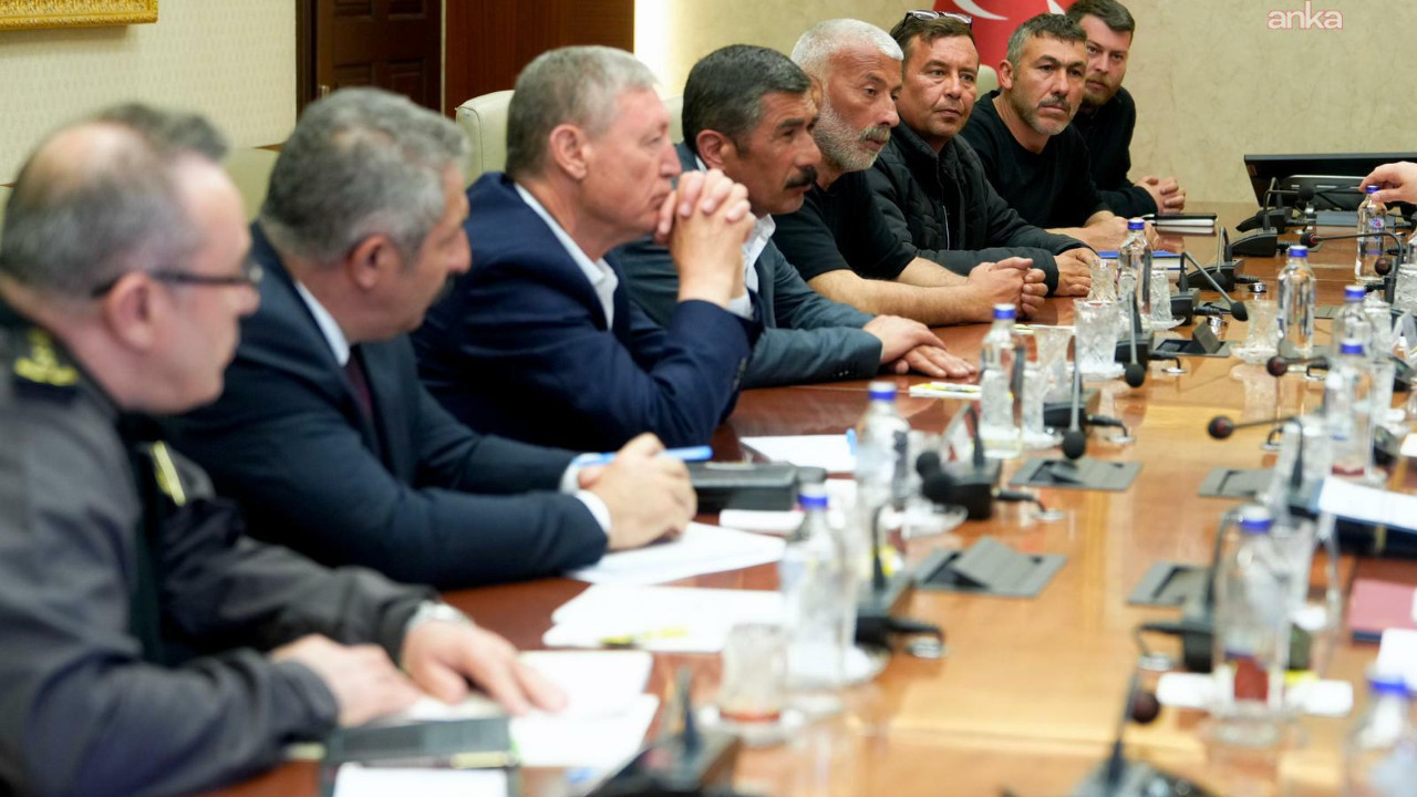 Açlık grevinde 9. gün | Sendika yöneticileri İçişleri Bakanı Çiftçi ile görüşüyor