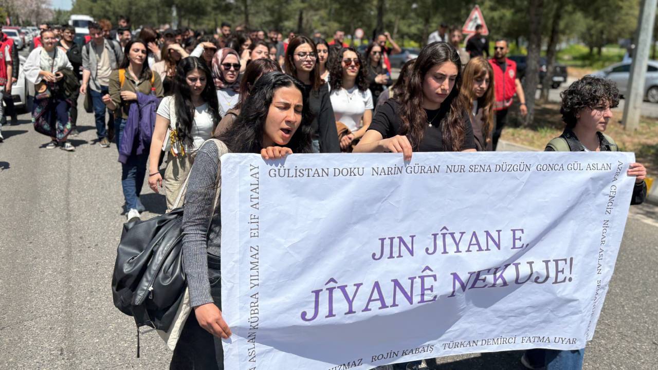 Dicle Üniversitesi öğrencilerinden kadın cinayetlerine tepki: 'O uç nereye gidiyorsa oraya kadar gidin'