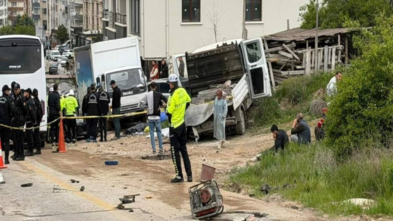 Ankara'da 2 belediye işçisi hayatını kaybetti