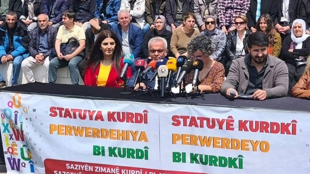 Demokratik Dil Kurumları: Kürtçe için ortak mücadele ağı oluşturulmalı