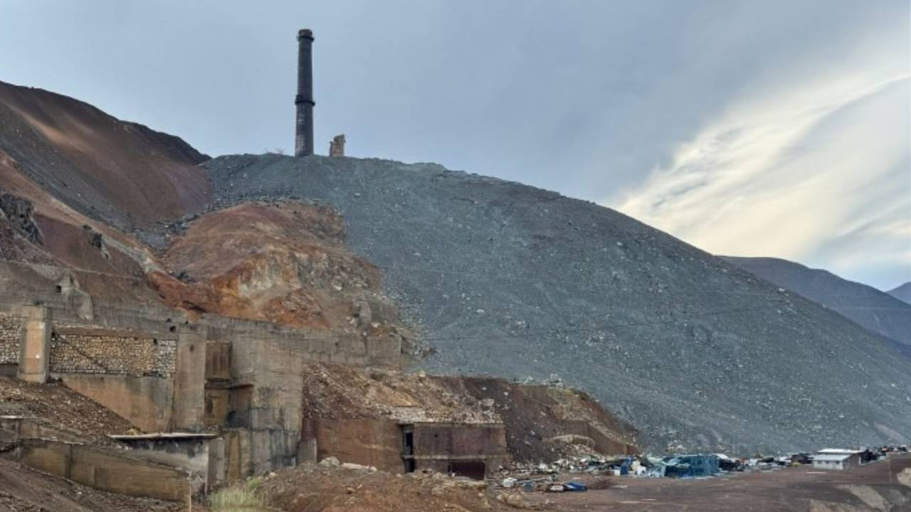 Yıldızlar Holding Elazığ'da maden sahasını terk etti, işçiler maaşlarını alamadı