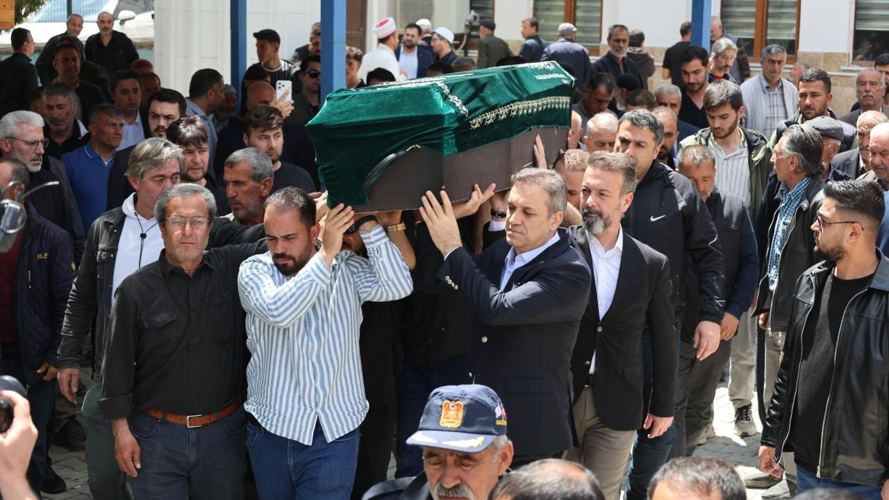 Katledilen Kübra Yapıcı Maraş'ta toprağa verildi