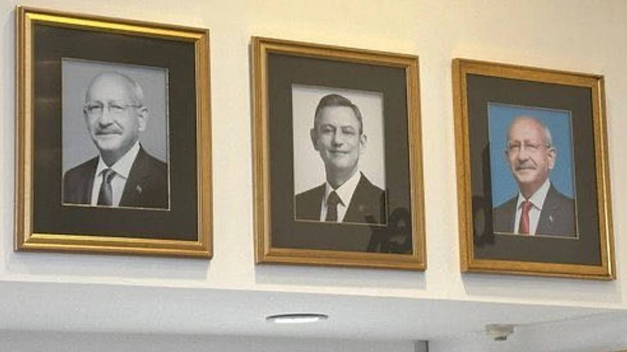 Kılıçdaroğlu ve Özel'in fotoğrafları CHP Genel Merkezi'ne yeniden asıldı
