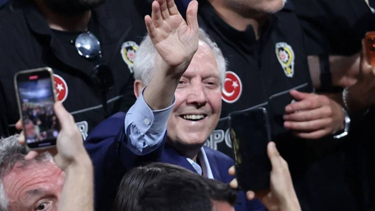 Aziz Yıldırım yeniden Fenerbahçe Başkanı seçildi... Hakan Sa