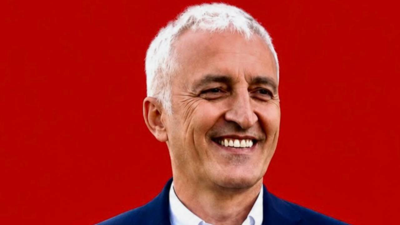 Müslim Sarı'dan Çevrecik mesajı: Nazım Demirkol'u tebrik ett