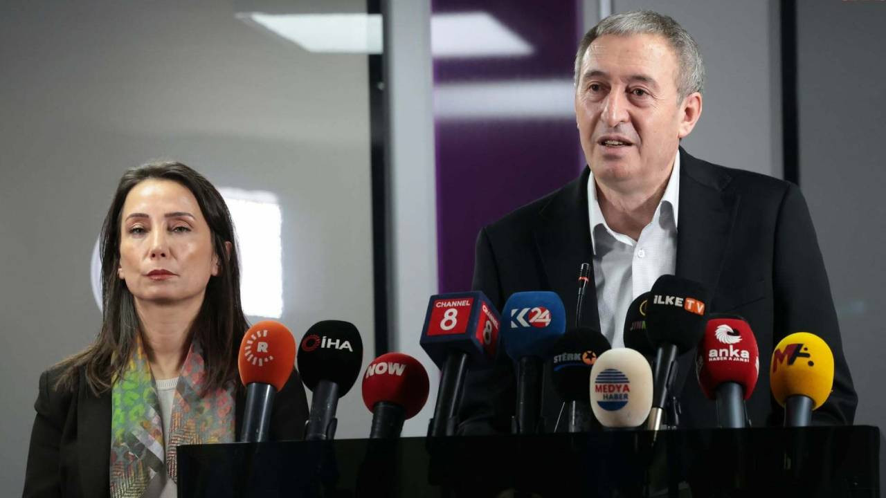 DEM Parti Eş Genel Başkanlarından Paşinyan'a tebrik mesajı
